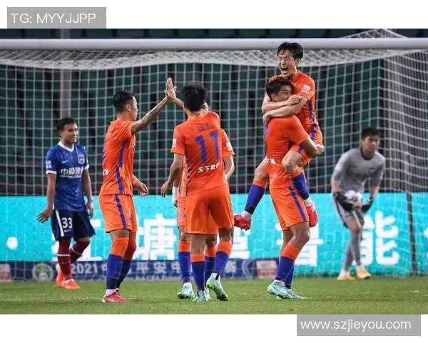 南京足球队以85分领跑世锦赛积分榜展现强劲实力与夺冠希望 南京足球队以85分领跑世锦赛积分榜展现强劲实力与夺冠希望