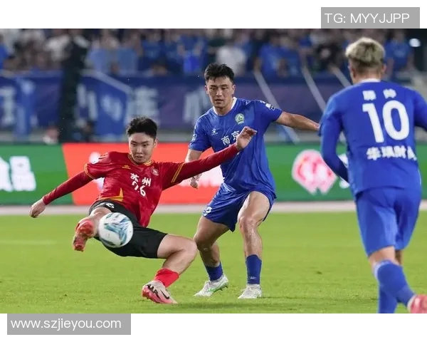 南京足球队在城市联赛中的速度优势分析与表现点评 南京足球队在城市联赛中的速度优势分析与表现点评