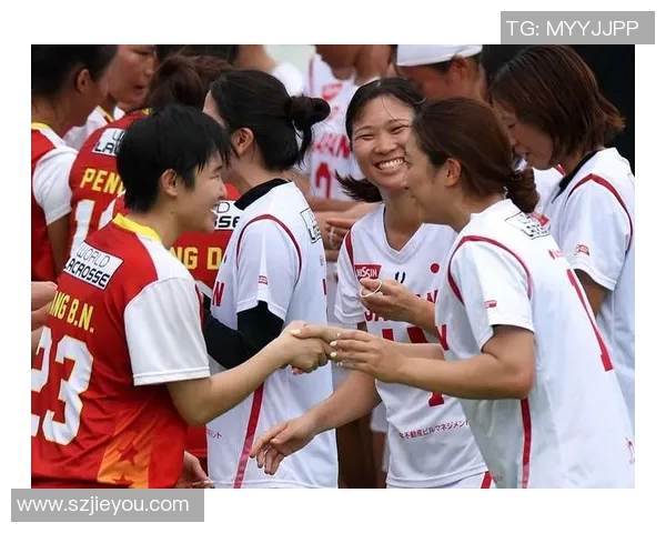 成都网球队的默契配合与战术分析探讨网球运动的团队精神与协作技巧 成都网球队的默契配合与战术分析探讨网球运动的团队精神与协作技巧